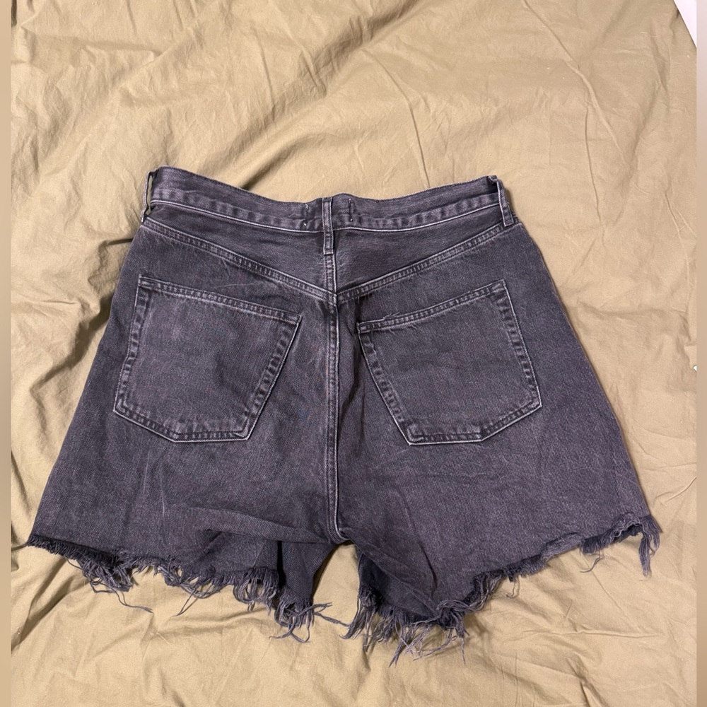 AGOLDE Stella high-rise denim shorts in black - Picture 3 of 11